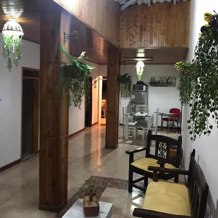 Hermosa Casa en el centro de Santa Rosa de Cabal, sobre vía principal a 3 cuadras de la Plaza Exterior foto