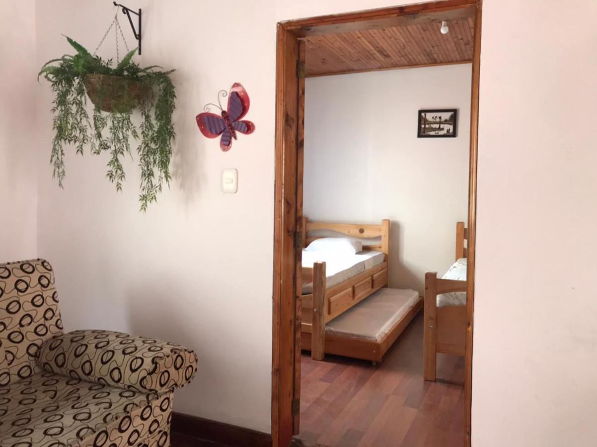Hermosa Casa En El Centro De Santa Rosa De Cabal, Sobre Via Principal A 3 Cuadras De La Plaza *