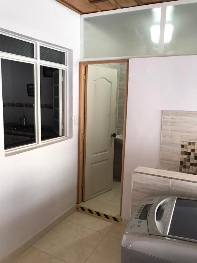Hermosa Casa En El Centro De Santa Rosa De Cabal, Sobre Via Principal A 3 Cuadras De La Plaza Holiday home *