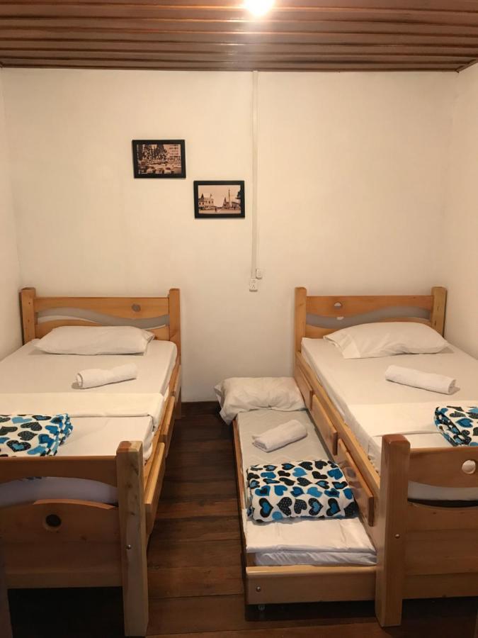 Hermosa Casa En El Centro De Santa Rosa De Cabal, Sobre Via Principal A 3 Cuadras De La Plaza * Santa Rosa de Cabal